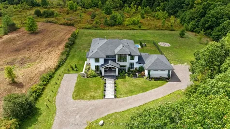 13791 Montrose Road Niagara Falls ON L3B 5N7
