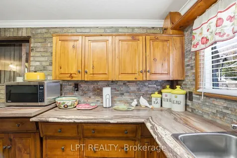 9996 Huron Street Lambton Shores ON N0M 2L0