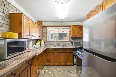 9996 Huron Street Lambton Shores ON N0M 2L0