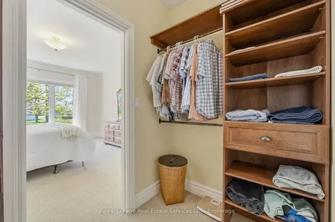 35 Maplehurst Crescent Prince Edward County ON K0K 3L0