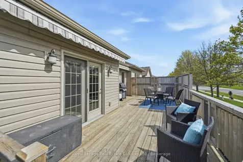 35 Maplehurst Crescent Prince Edward County ON K0K 3L0