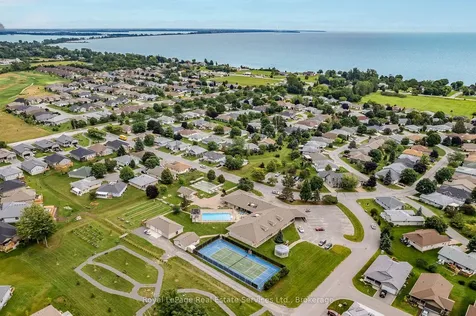 35 Maplehurst Crescent Prince Edward County ON K0K 3L0