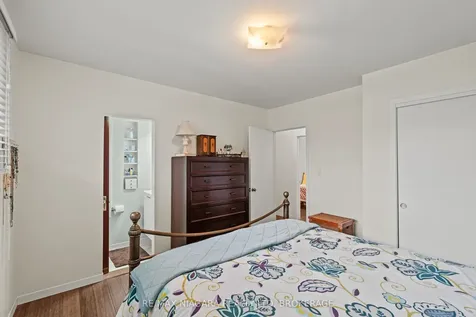 8751 Banting Avenue Niagara Falls ON L2G 6Z7