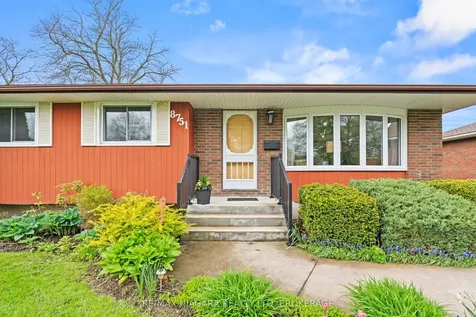 8751 Banting Avenue Niagara Falls ON L2G 6Z7