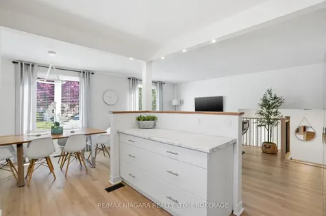 129 Elma Street St. Catharines ON L2N 6A1