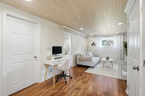 129 Elma Street St. Catharines ON L2N 6A1
