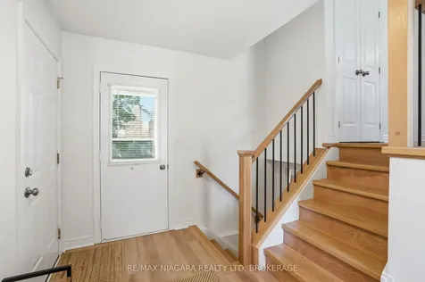 129 Elma Street St. Catharines ON L2N 6A1
