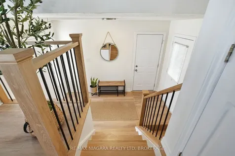 129 Elma Street St. Catharines ON L2N 6A1