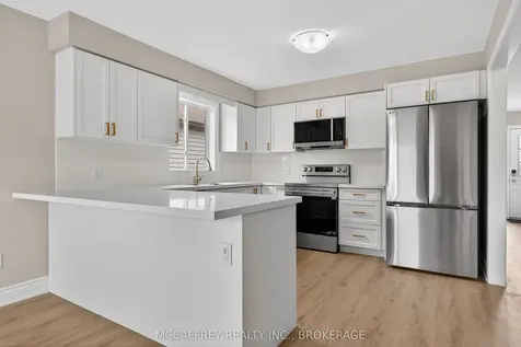 25 Kanvers Way Greater Napanee ON K7R 3X6