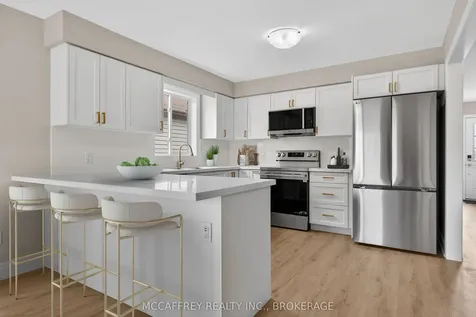 25 Kanvers Way Greater Napanee ON K7R 3X6