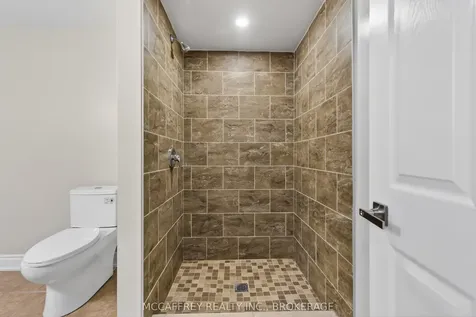 25 Kanvers Way Greater Napanee ON K7R 3X6