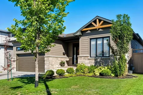 82 Axel Crescent Kanata ON K2V 0K4