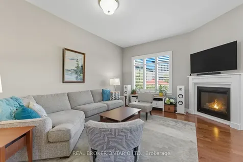 82 Axel Crescent Kanata ON K2V 0K4