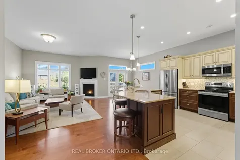 82 Axel Crescent Kanata ON K2V 0K4