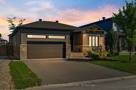 82 Axel Crescent Kanata ON K2V 0K4