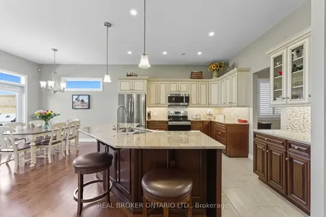 82 Axel Crescent Kanata ON K2V 0K4