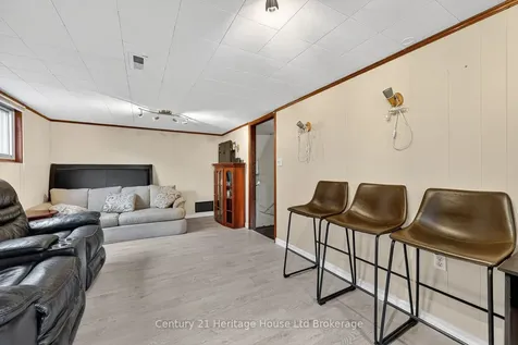 1004 Nesbitt Crescent Woodstock ON N4S 7P1