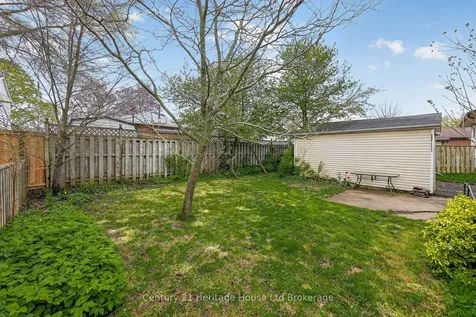 1004 Nesbitt Crescent Woodstock ON N4S 7P1