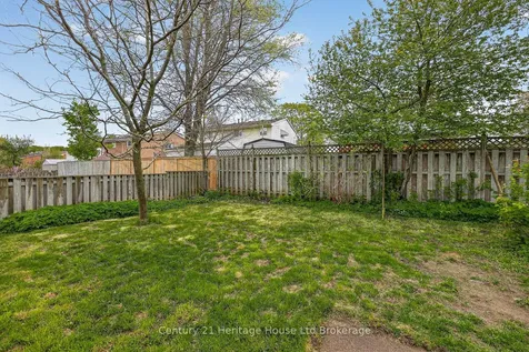 1004 Nesbitt Crescent Woodstock ON N4S 7P1