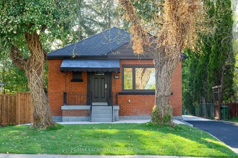 262 Broadway Avenue Hamilton ON L8S 2W8