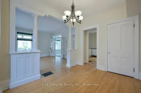 12 Clarence Place Kitchener ON N2H 2L2
