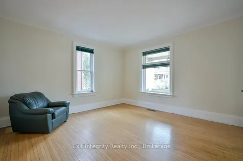 12 Clarence Place Kitchener ON N2H 2L2