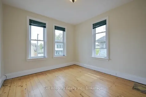 12 Clarence Place Kitchener ON N2H 2L2
