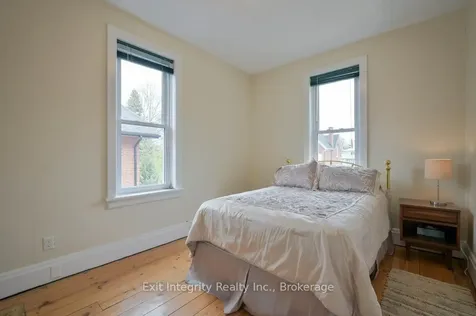 12 Clarence Place Kitchener ON N2H 2L2