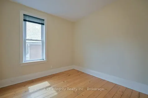 12 Clarence Place Kitchener ON N2H 2L2