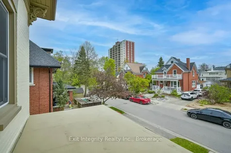 12 Clarence Place Kitchener ON N2H 2L2