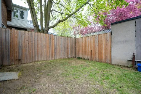 12 Clarence Place Kitchener ON N2H 2L2