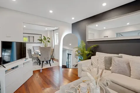 26 Telfer Court Cambridge ON N1T 1G3