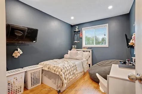 26 Telfer Court Cambridge ON N1T 1G3