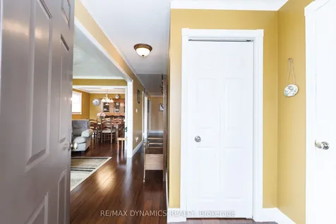 15 Rollins Drive Welland ON L3C 6Z7