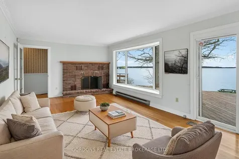 1717 Bay Road Kingston ON K7L 4V1