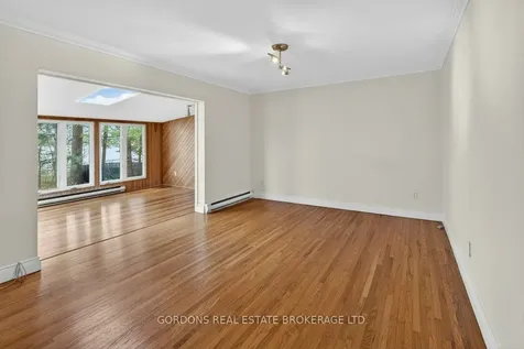 1717 Bay Road Kingston ON K7L 4V1