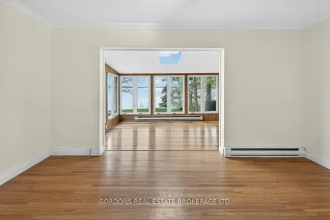 1717 Bay Road Kingston ON K7L 4V1