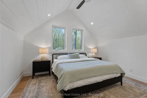 1029 East Rankin Road Muskoka Lakes ON P0B 1J0