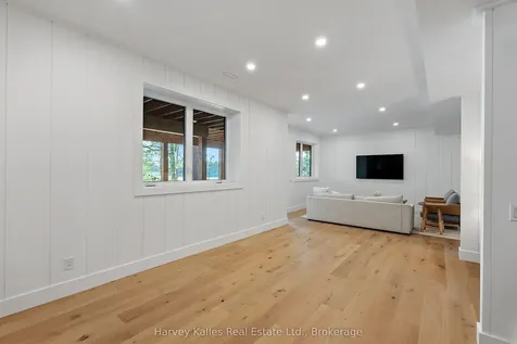 1029 East Rankin Road Muskoka Lakes ON P0B 1J0