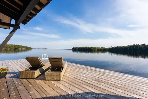 1029 East Rankin Road Muskoka Lakes ON P0B 1J0