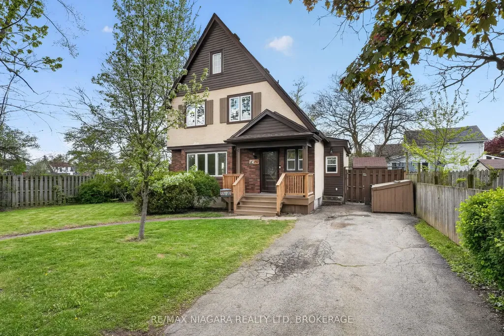 197 Aqueduct Street Welland ON L3C 1C3