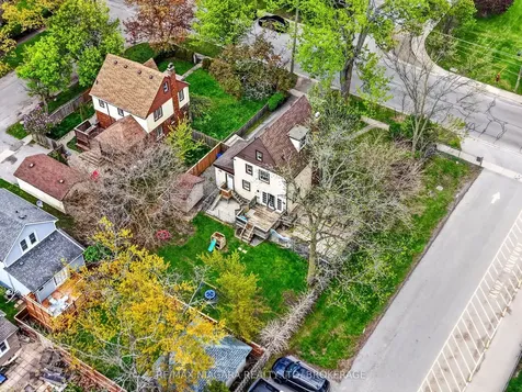 197 Aqueduct Street Welland ON L3C 1C3