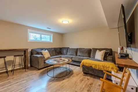 34 Belleview Crescent North Bay ON P1B 8V4