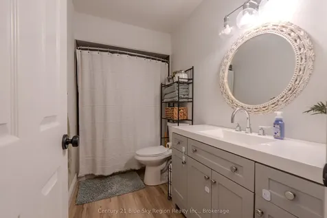 34 Belleview Crescent North Bay ON P1B 8V4