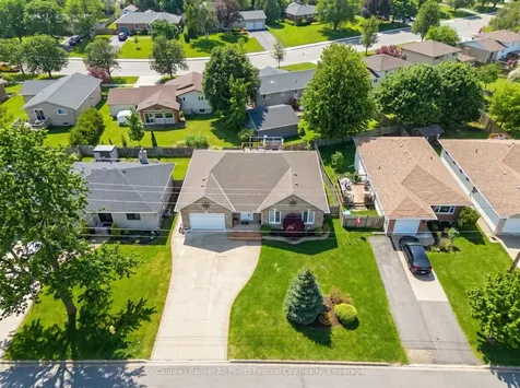 16 Balvina Drive W Goderich ON N7A 4L3