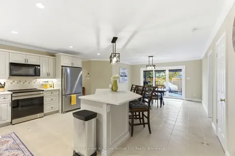16 Balvina Drive W Goderich ON N7A 4L3