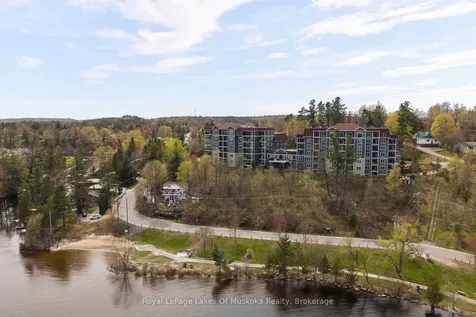 10 Kimberley Avenue Bracebridge ON P1L 0A4