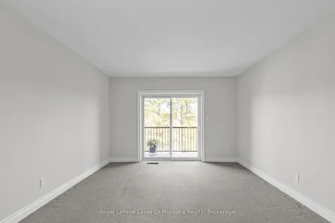 10 Kimberley Avenue Bracebridge ON P1L 0A4