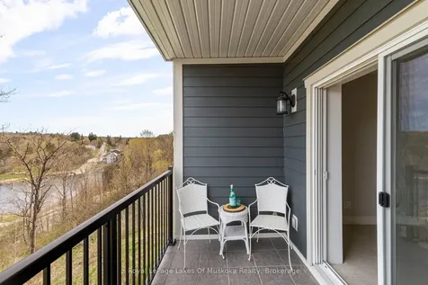 10 Kimberley Avenue Bracebridge ON P1L 0A4