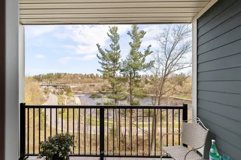 10 Kimberley Avenue Bracebridge ON P1L 0A4